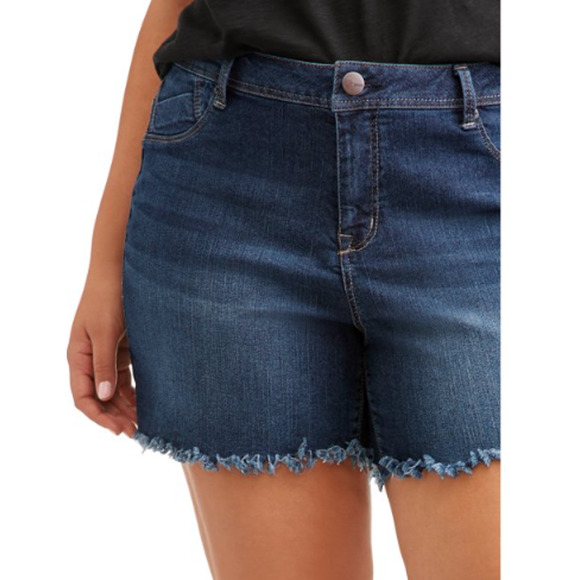 A3 Denim Women's Blue Raw Edge Denim Shorts Size 20W - Picture 2 of 4